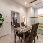 3 Comodi Posti Letto Vicino Castel Sant'angelo * רומא
