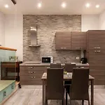 3 Comodi Posti Letto Vicino Castel Sant'angelo רומא