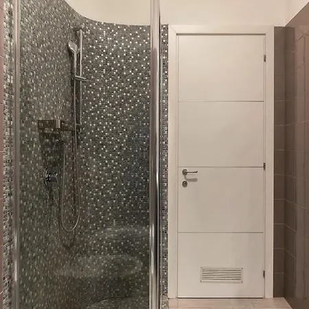 3 Comodi Posti Letto Vicino Castel Sant'angelo דירה